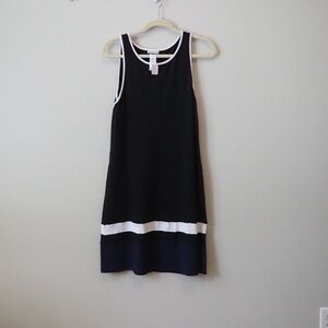 Tommy Bahama Black and White Garment